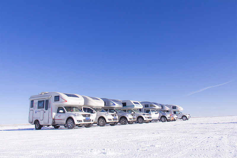 冬季玩雪，開(kāi)房車這個(gè)必須要有